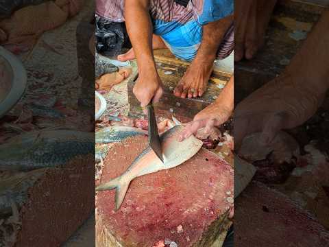 Amazing Delicious Hilsa Fish Cutting Skills ๐๐ #shorts