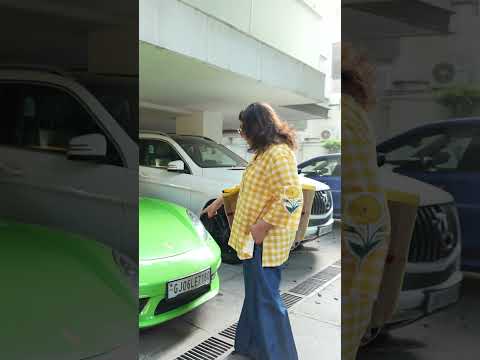Dilip Ke Gaon Ki Chhoti Gaadi Dekho! #shorts @FarahKhanK