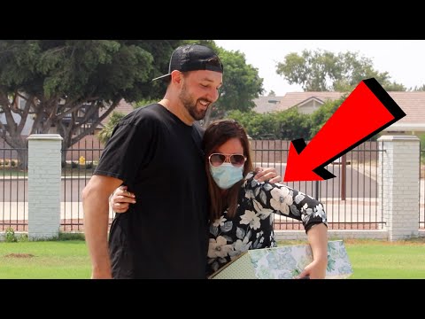TIPPING $25,000 TO A DELIVERY DRIVER!!