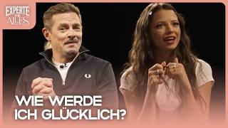 Nina Chuba und Klaas im Improtheater | Experte für Alles