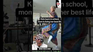 Happy Women Back That Ass Up !