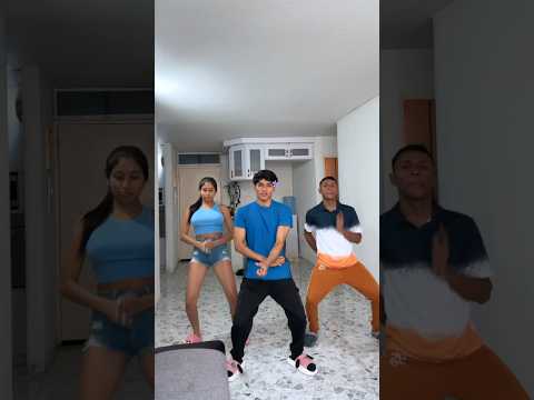 Amores que matan 🤣🔫 | Aixa Viera #novios #amigos #shorts
