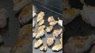 CHICKEN WINGS ON THE GRIDDLE… SO GOOD 🤯🔥#griddlecooking #pitbossnation