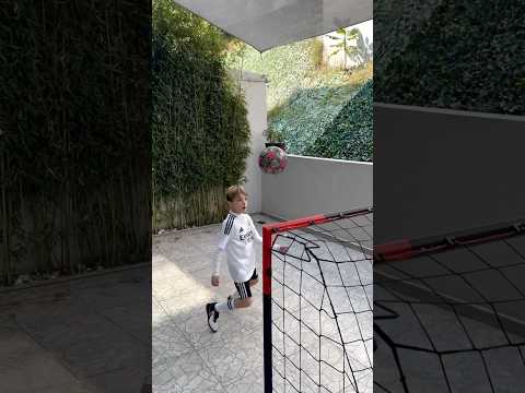 Futbol momentos épicos. Gol imposible #futbol #momentos #risas #brasil #memes @DanyPlaytime