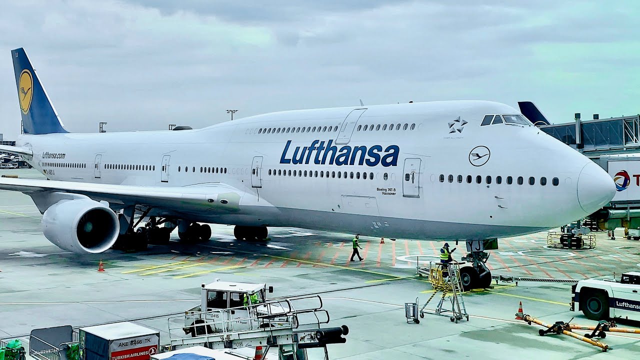 LUFTHANSA Boeing 747 Business Class Frankfurt to Miami trip report in 4K