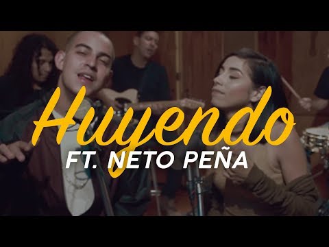 Daniela Calvario - Huyendo ft.  Neto Peña (Video Oficial)