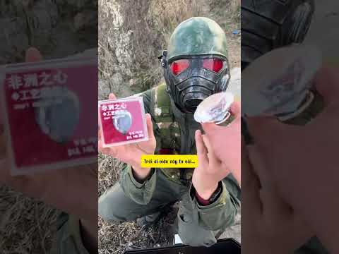 Kiếm được siêu kho báu dưới đáy sông