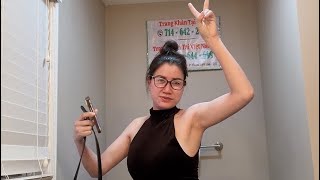 Trang khàn khoe nách trắng bôi chống nắng đi đêm