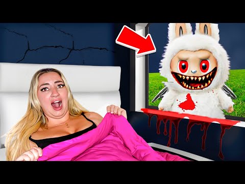 DO NOT SLEEP WITH LABUBU...