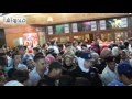 بالفيديو: العصا الكهربائية سلاح الشرطة النسائية للسيطرة على الزحام فى العيد