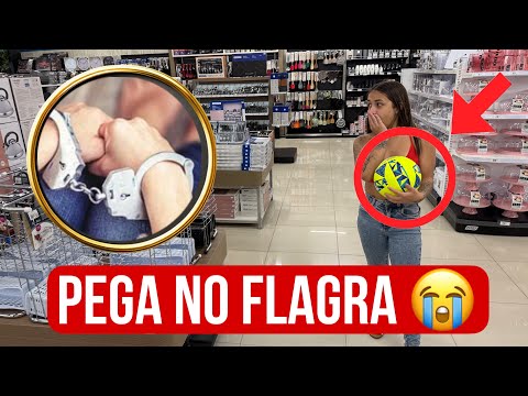 ELA FOI PEGA NO FLAGRA ROUBANDOO!