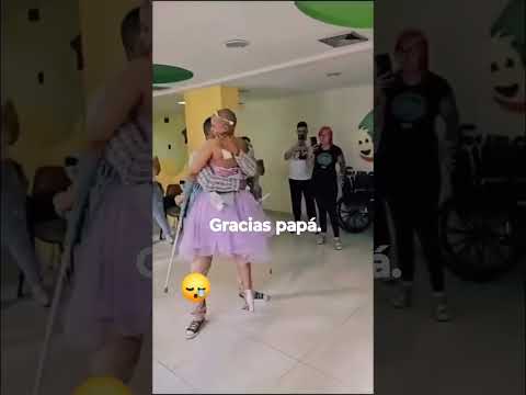 Emotivo baile de quinceañera con cáncer y su papá