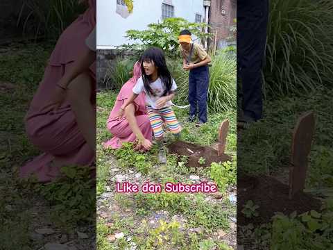 KDISTA NEMUIN KUBURAN LABUBU LANGSUNG LARI KABUR😱😱 #viralvideo #viraltiktok #tranding