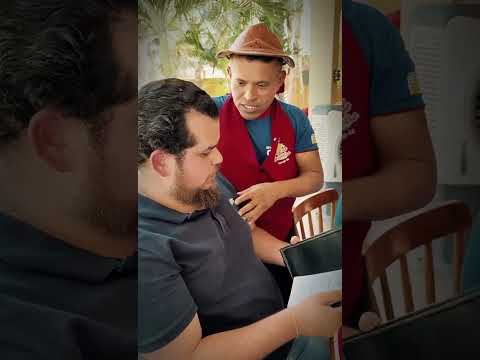 Bob Guerreiro cobrando a taxa do segredo, 10% do garço. #bobguerreiro #humor