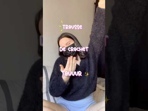 Ce que je cache dans ma trousse de crochet …🫣✨🧶🎀 La suite de la vidéo sur mon insta : Louu_xy
