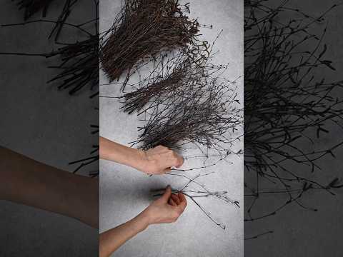 Stačí pár větviček a skořápky a krásná dekorace je na světě♥️ Velikonoční dekorace