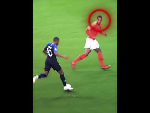 The Secret to Van Dijk's Defending ๐