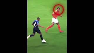 The Secret to Van Dijk's Defending 👀