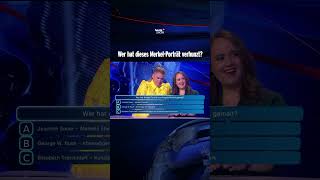Wer hat dieses Merkel-Porträt verhunzt? | heute-show #shorts