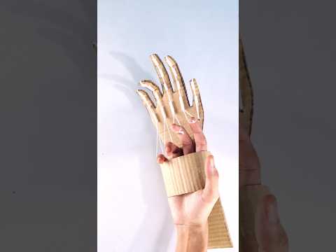 Working cardboard hand
