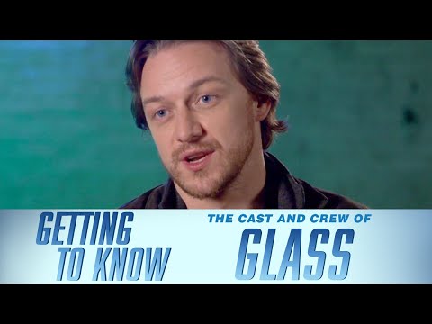 Has Samuel L. Jackson from Glass Ever Actually Broken a Bone? | GETTING TO KNOW