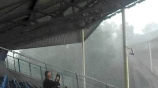 Gewitterunterbrechung bei Hanno Balitschs Abschiedsspiel!