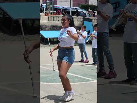Bellas Cachiporristas Cyan