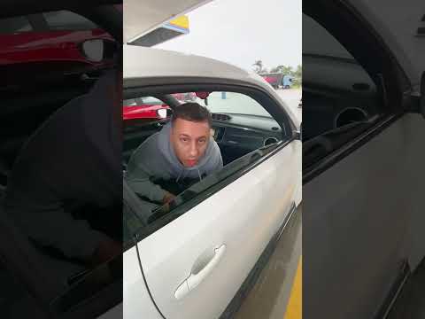 CLIENTE SAIU SEM PAGAR ⛽️.   #trolagem #humor #youtubeshorts
