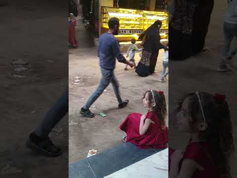 هتموت من الضحك