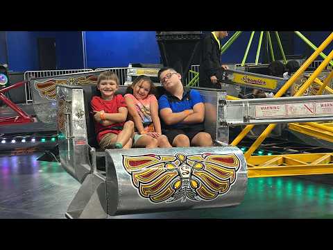 Kids Go to the Giant Pizza Arcade with indoor Rides! So Much Fun with Caleb and Friends!