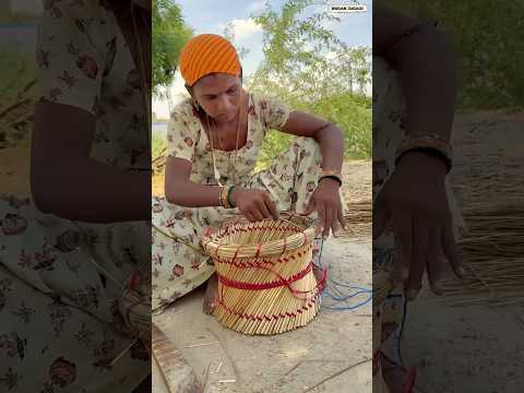 the hardworking 👌🏻 lady making a amazing artwork in village #shorts #viral