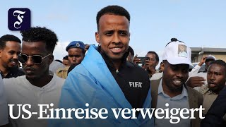 Somalischer WM-Schiedsrichter im Heimatland gefeiert