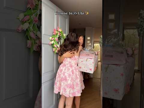 Waren meine Mädels pünktlich bei meiner 🎂 Party? 🤭 wann würdest du kommen? 💗