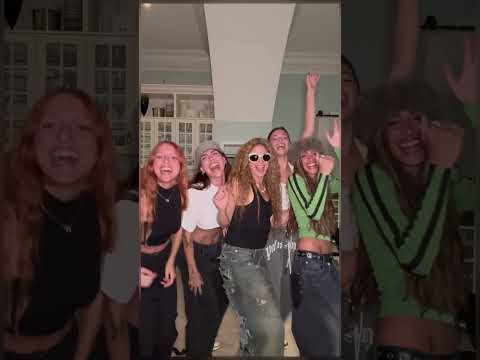 @Shakira Dónde Están Las Solteras? TINI, Greeicy, Eliane Gallero, StefRoitman #NewMusic #Soltera