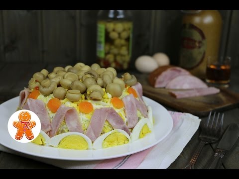 Слоеный салат с ветчиной и грибами