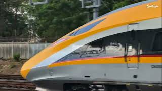 Newest and Fastest Fuxing Trains