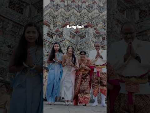 Indians in thai costume🇹🇭🇮🇳