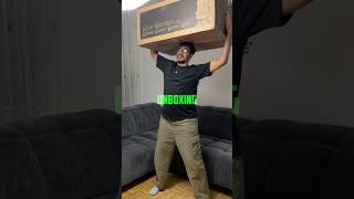 Razer ISKUR V2 Unboxing – Huge Thanks to @razer