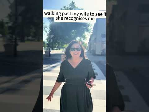 Walking past my girlfriend to see if she recognizes me #music #comedy #college #recognition #fyp