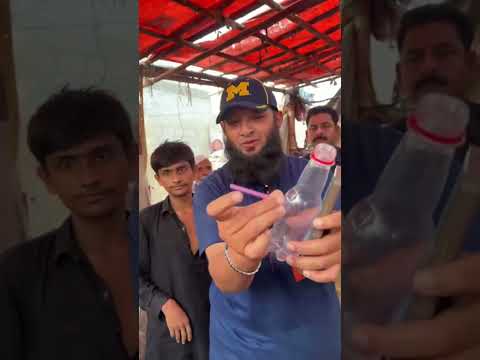 بابا جی کے کام دیکھیں یہ عمر اللّه اللّه کرنے کی ہے اور بابا جی کیا کر رہے ہیں #youtubeshorts #new