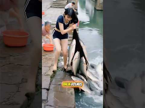 Saçımla Bir Sürü Balık Yakaladım! 🤯😂