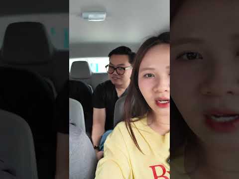 Vinfast Minio Green chở 4 người liệu có leo được dốc hầm Royal City?