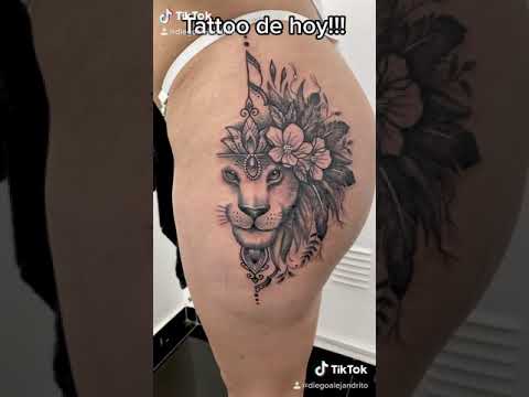 Siempre aparece una tattoo- leon