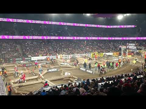 Most insane and chaotic motocross race ever recorded(You cannot follow a rider the whole race)