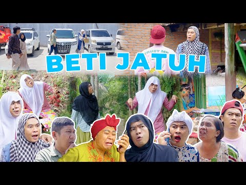 BETI JATUH DARI POHON RAMBUTAN