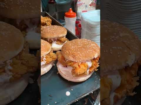 Aj bacho k liaya Fast Food❤️#reels #vlog #viralvideo #foryou #foryoupage #helpinghumanity