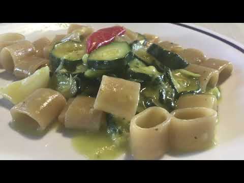 Tubettoni integrali con le zucchine (videoricetta n. 1211)