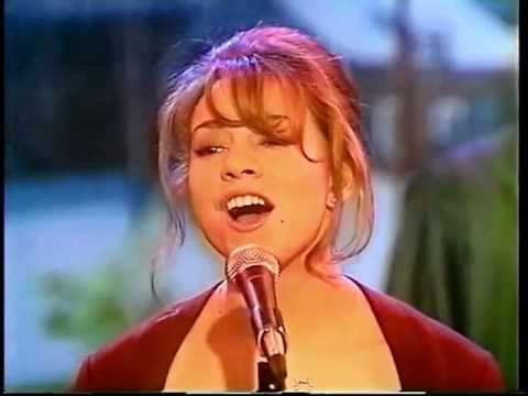 ᴴᴰ Mariah Carey - Hark! The Herald Angels Sing (Live at GMA 1991)