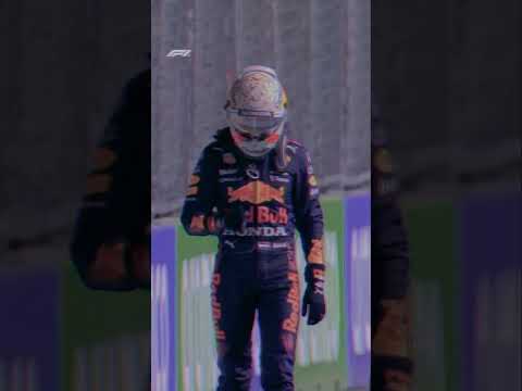 Zwei F1-Piloten traten gegeneinander an – was wird passieren? 🤔#f1