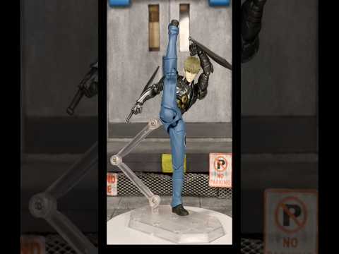 Posing Amazing Yamaguchi Genos REVOLTECH 1/12 action figure #shorts #genos #onepunchman #posing